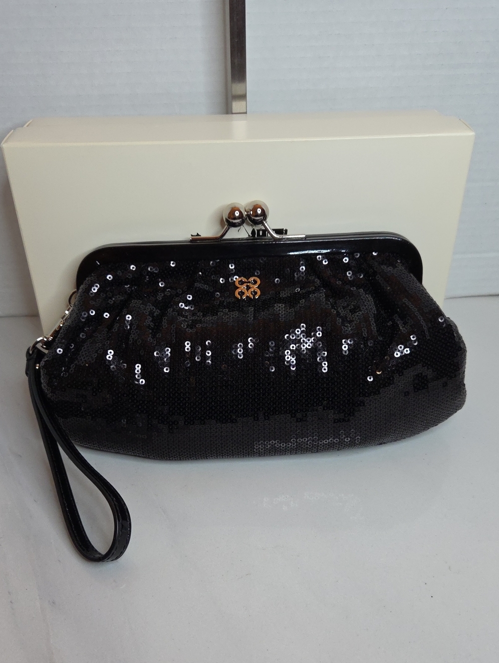 Coach Black Sequin Kiss-Lock Wristlet Clutch Style # 44475